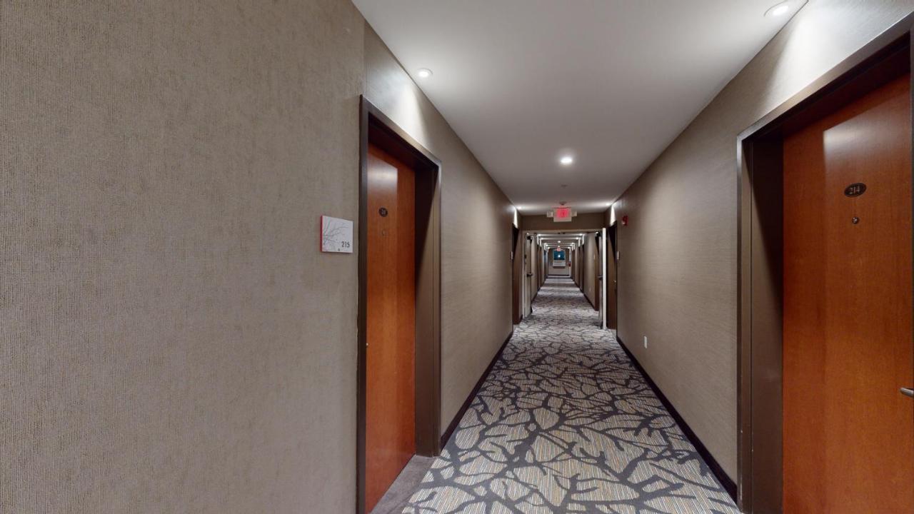 Ramada By Wyndham Strasburg - Shenandoah Valley Экстерьер фото